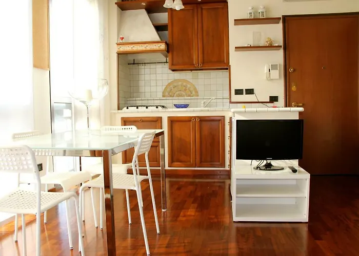 Апартаменты Studio Downtown Fantastic Area Милан