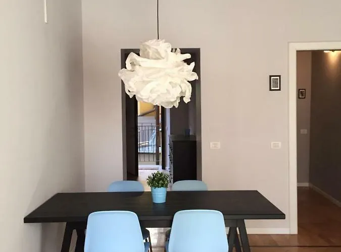 Apartment Cosy 2 Minutes From Duomo Mailand