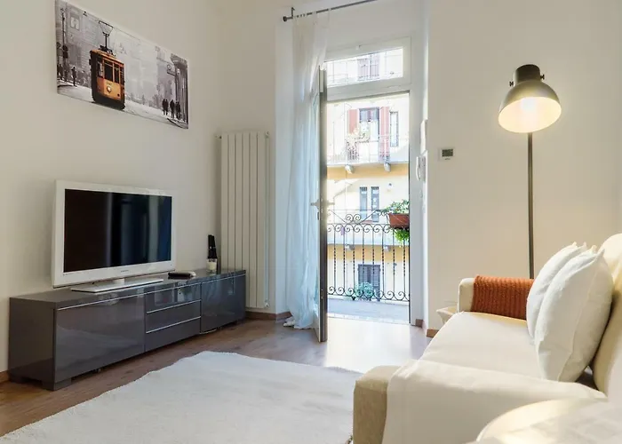 Lägenhet Charming Sempione