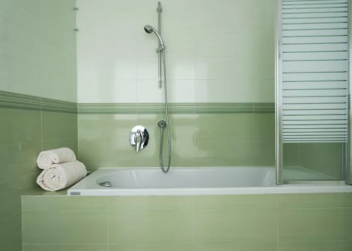 Luxurious 4bdr Penthouse Near Duomo Cathedral Milano
