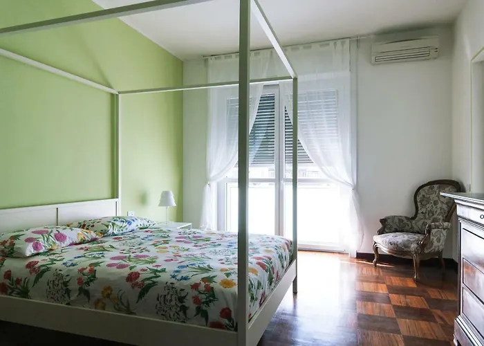 Apartmán Luxurious 4bdr Penthouse Near Duomo Cathedral Milán