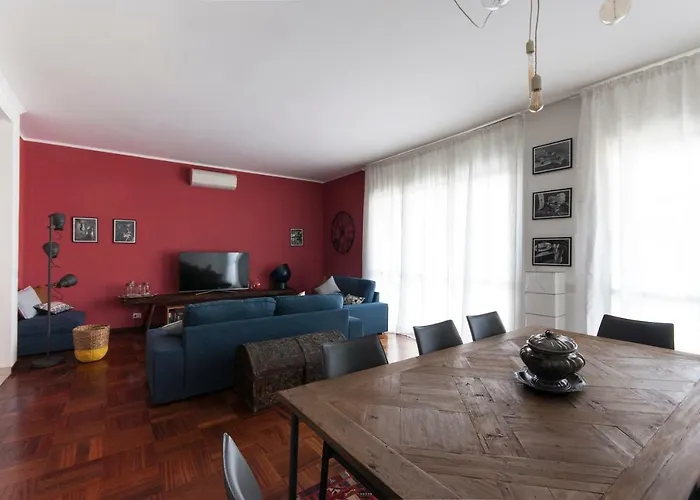 Apartmán Luxurious 4bdr Penthouse Near Duomo Cathedral