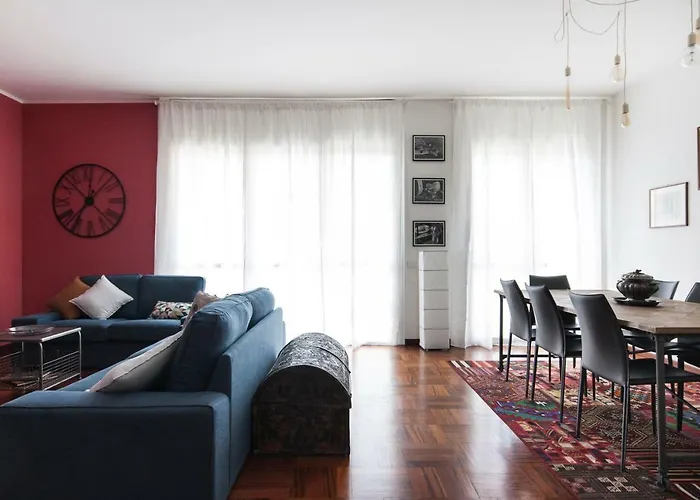 Apartmán Luxurious 4bdr Penthouse Near Duomo Cathedral *