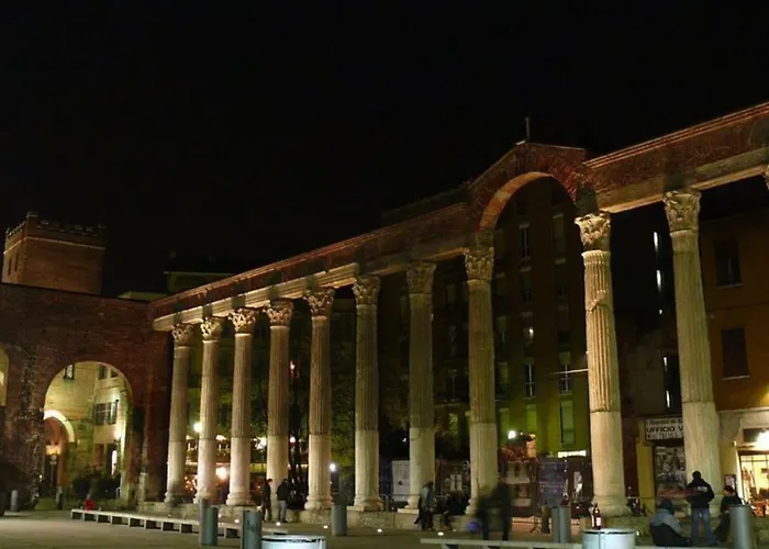 Apartment Cosy 2 Minutes From Duomo Mailand