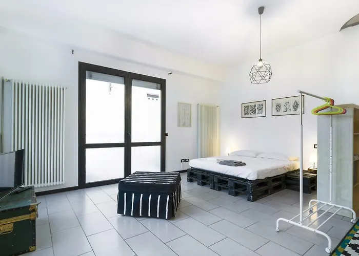 Primopiano - Belinzaghi Apartament Mediolan