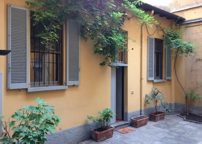 Olona Place 3 * Milão