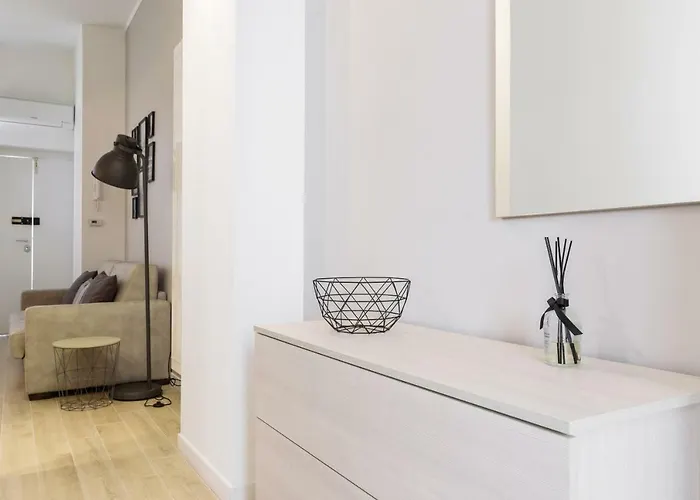 Fan House 22 San Siro 2 Wi-fi Netflix Lägenhet Milano