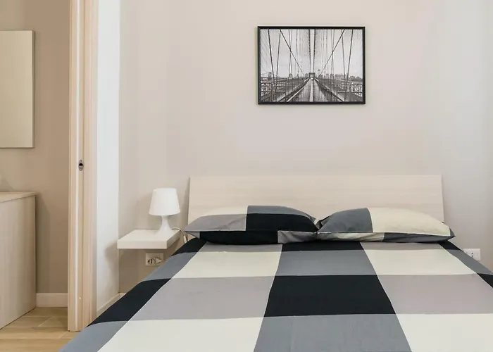 Fan House 22 San Siro 2 Wi-fi Netflix Lägenhet *