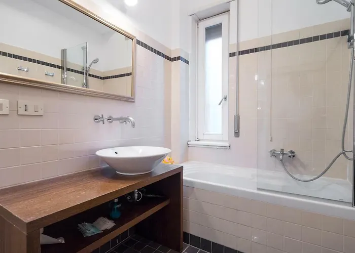 Hacca Collection - 3br Bocconi-navigli