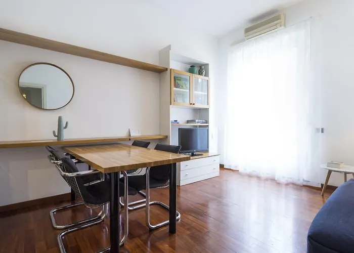 Hacca Collection - Bocconi, Navigli 1br Апартаменты