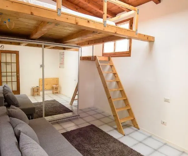 The Roof Loft Apartment *