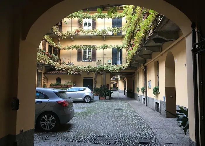 Naviglio Grande Milano