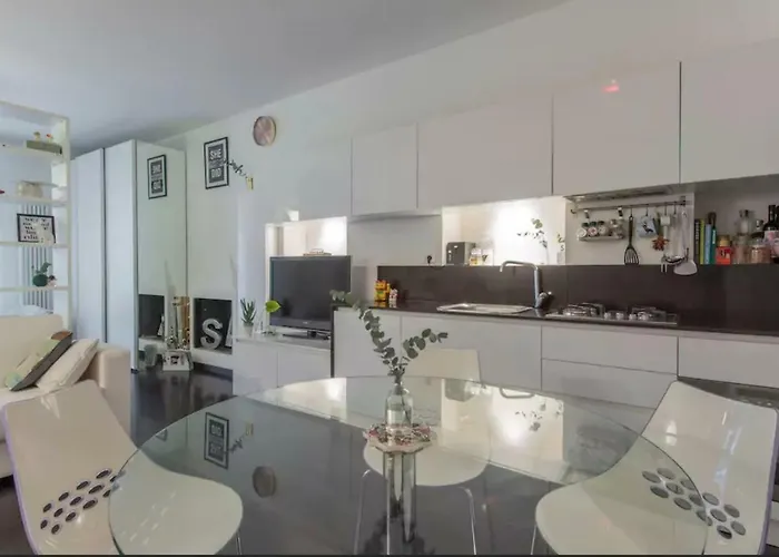 Lovely In The Heart Of * Mailand