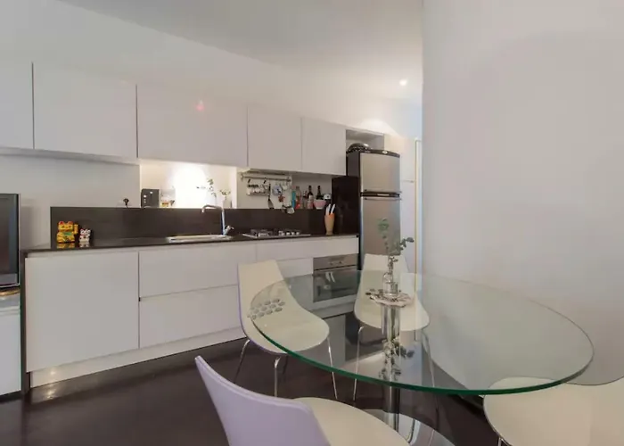 Lovely In The Heart Of Apartment