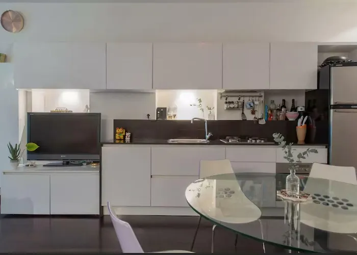 Lovely In The Heart Of Apartment Mailand