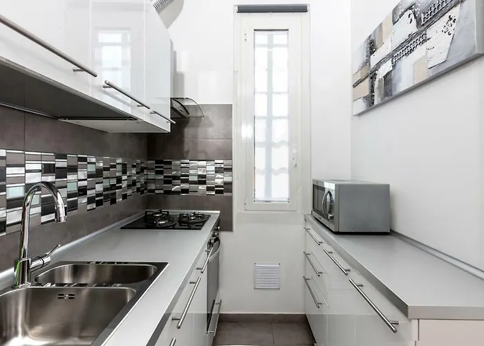 Bright House In * Milano