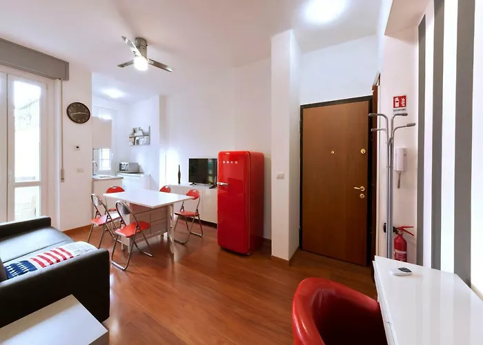 Lägenhet Bright House In Milano