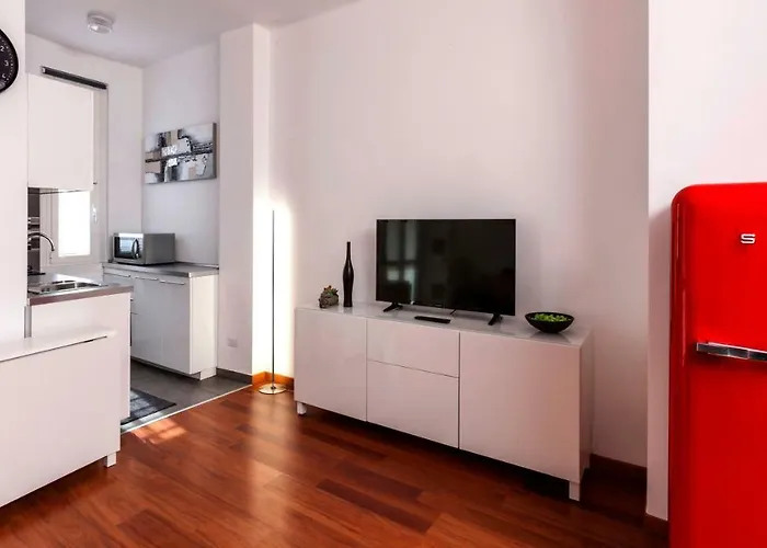 Lägenhet Bright House In *