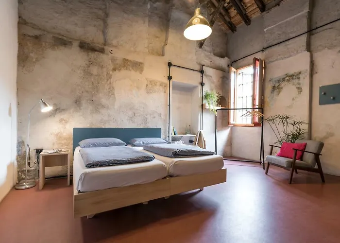 Un Posto A - All'interno Di Cascina Del 700 3* 밀라노