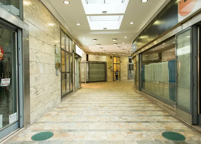 Bnbutler - Duomo - Galleria Unione Mediolan