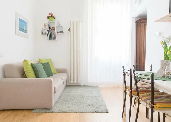 Easylife - - Crema 23 - Porta Romana Lägenhet *