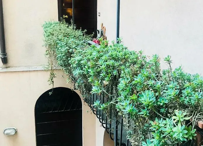 Comecasa Duomo - San Babila Lovely Milan