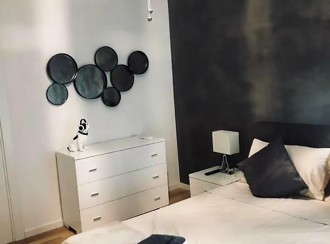 De Angeli Modern