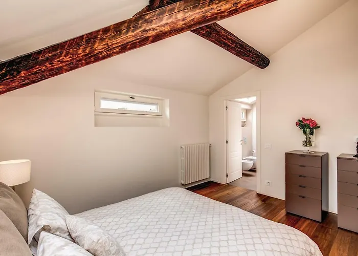 Luxurious In ミラノ