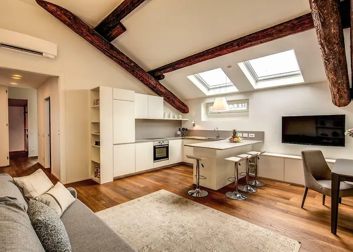 Luxurious In * ミラノ