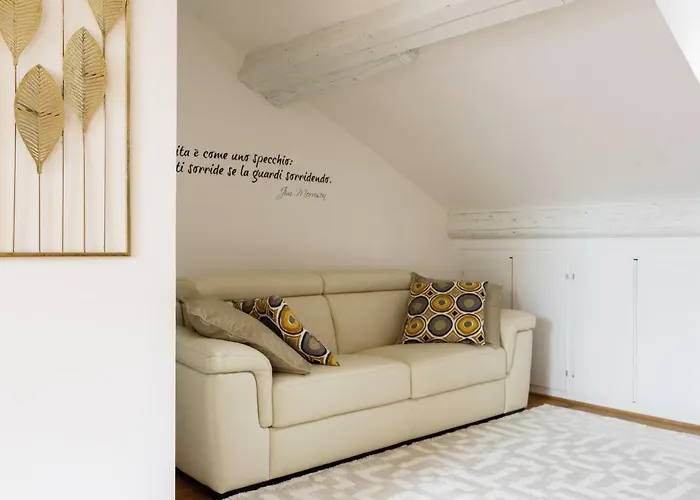 Spazio M&m Via Augusto Anfossi 10 *