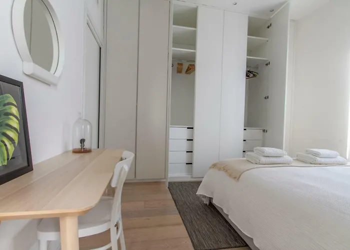 Easylife - - Bligny 29 P4 - Bocconi Appartement *