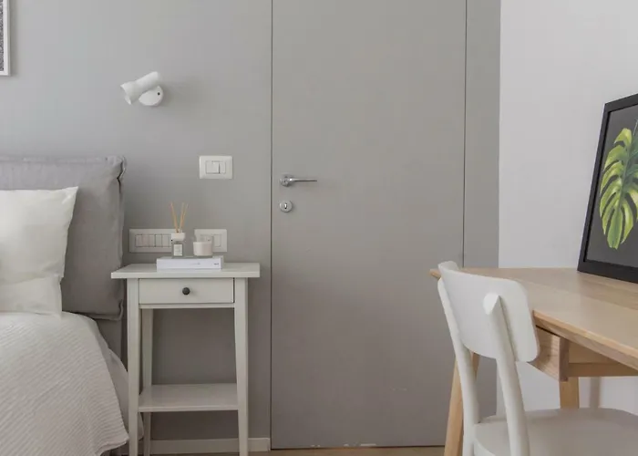 Easylife - - Bligny 29 P4 - Bocconi Appartement *