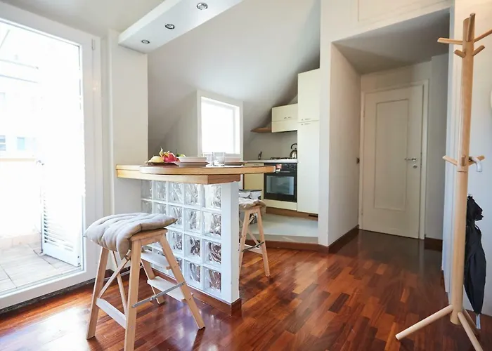 Guesthost - Con Balcone Per 2 Persone