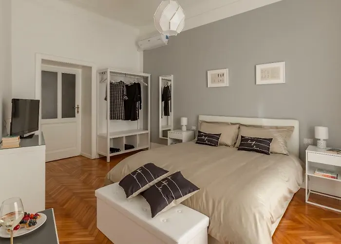 Tailors' Sempione - 2 Bedrooms Daire