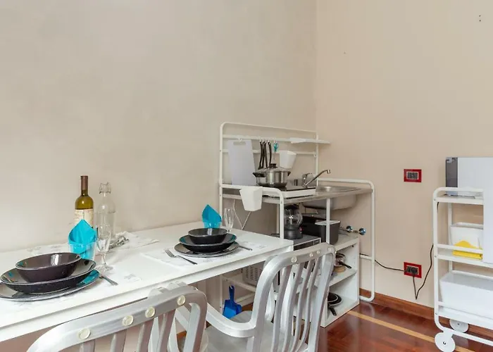 Apartment Pied A Terre Sant'agostino Mailand
