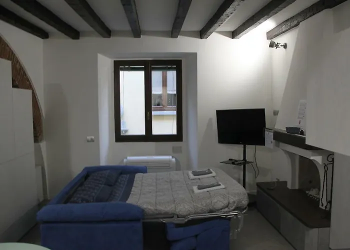 Apartment Via Casale - Sweet Milan