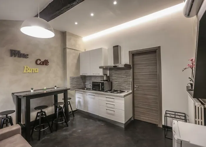 Stylish Near Duomo ميلان