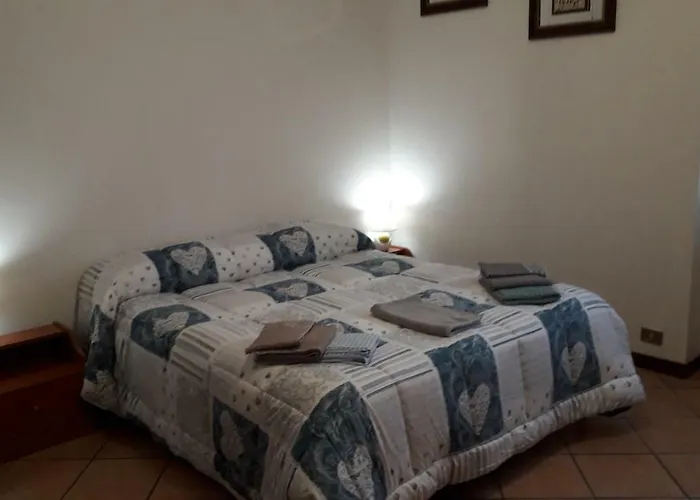 Apartman Il Naviglio Dietro L'angolo Milánó