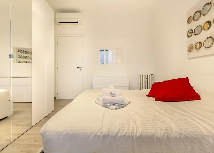 Youhosty - Pantigliate 8 * Milan