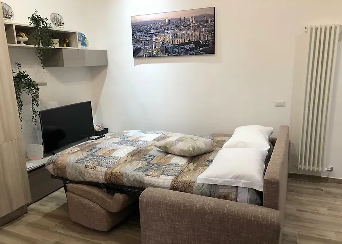 Lepetit De Luxe Lägenhet Milano