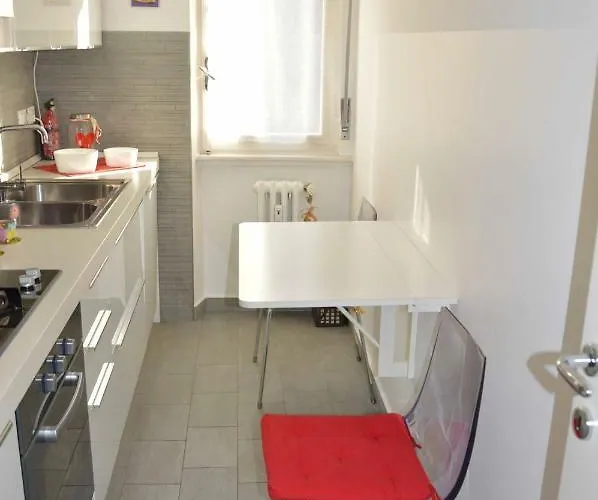 Apartment Lario Milan