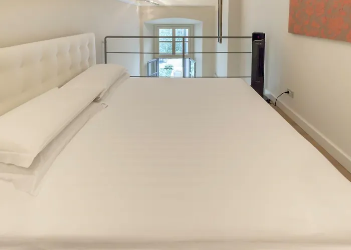 Antica With Outdoor In The Heart Of Centre, 4 Bedrooms Apartamento *