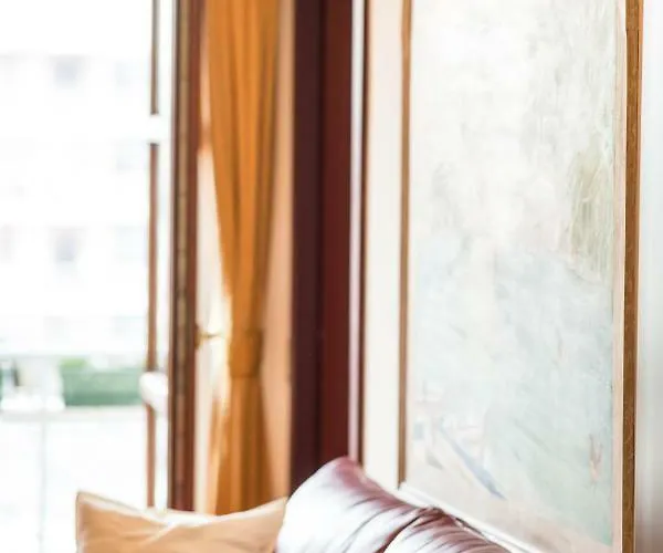 Airguest Crocetta Loft דירה