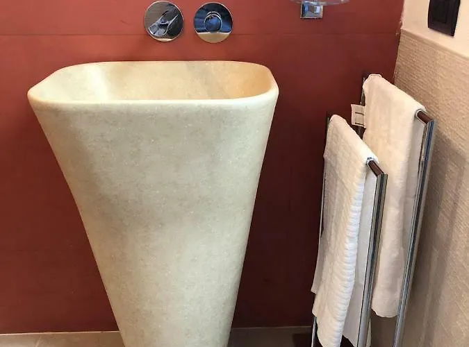 Grande In Zona Navigli Appartamento *