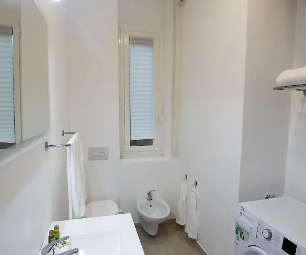 Via Treviso 6 Отель