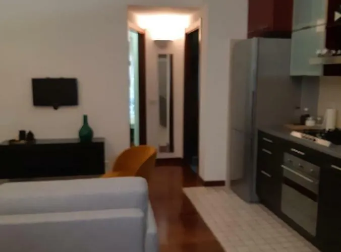 La Casa Di Ringhiera * Milan