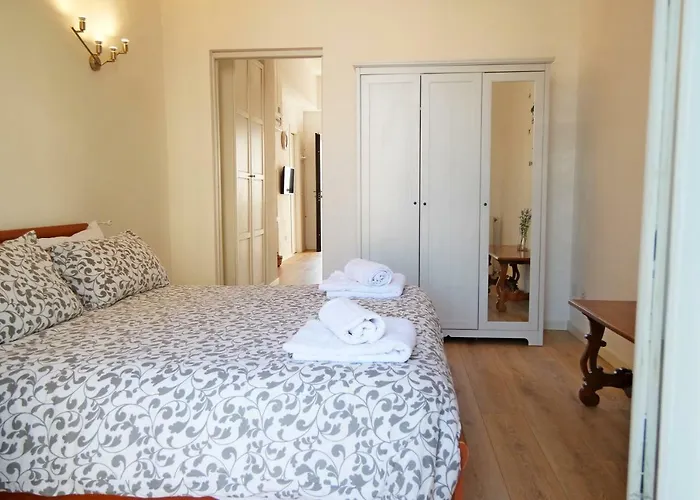 Likehome - Via Crema Apartmán *