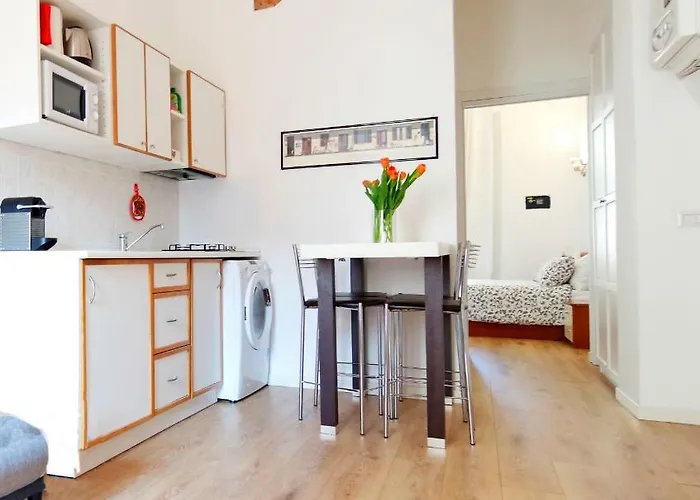 Likehome - Via Crema Apartmán *