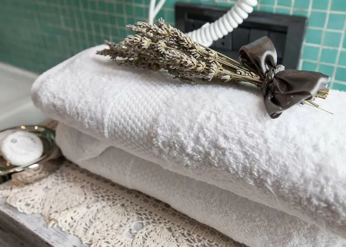 Δωμάτια σε οικογενειακή κατοικία Navigli Con Bagno Privato *