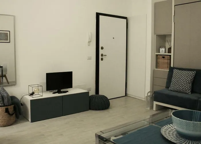 Clever House Апартаменты Милан